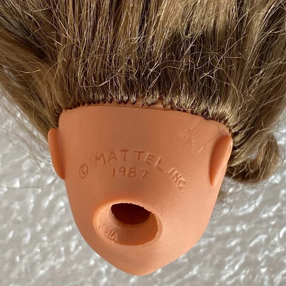 Vintage 1990s Barbie COURTNEY Doll Brown Long Hair - HEAD Replacement Only